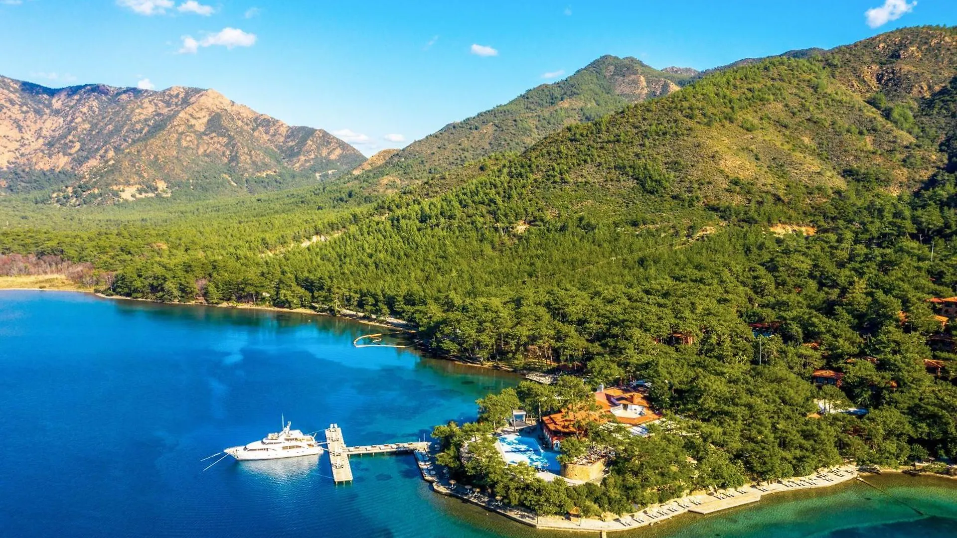 הקונטקטים של Marmaris Bay Resort